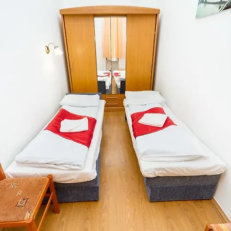 Apartment Like - Opera